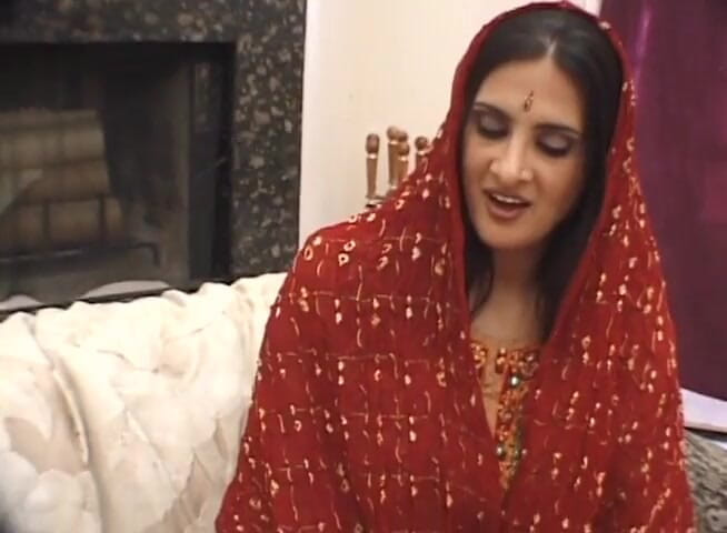 Indian Heat: Horny Indian slut banged hard at casting