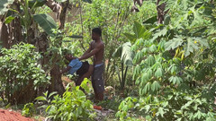 Amateur Teen Studio: Soyez rapide pour que personne ne nous attrape (dans les coulisses)