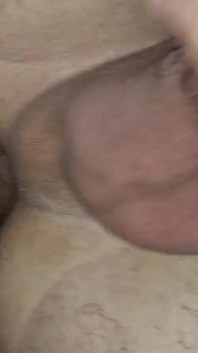 Milky Sissy Femboy zjada spermę z jej wąską gładką dupę od tatusia!