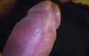 Sweet&#039;s cock: Handjob to My Thick Cock
