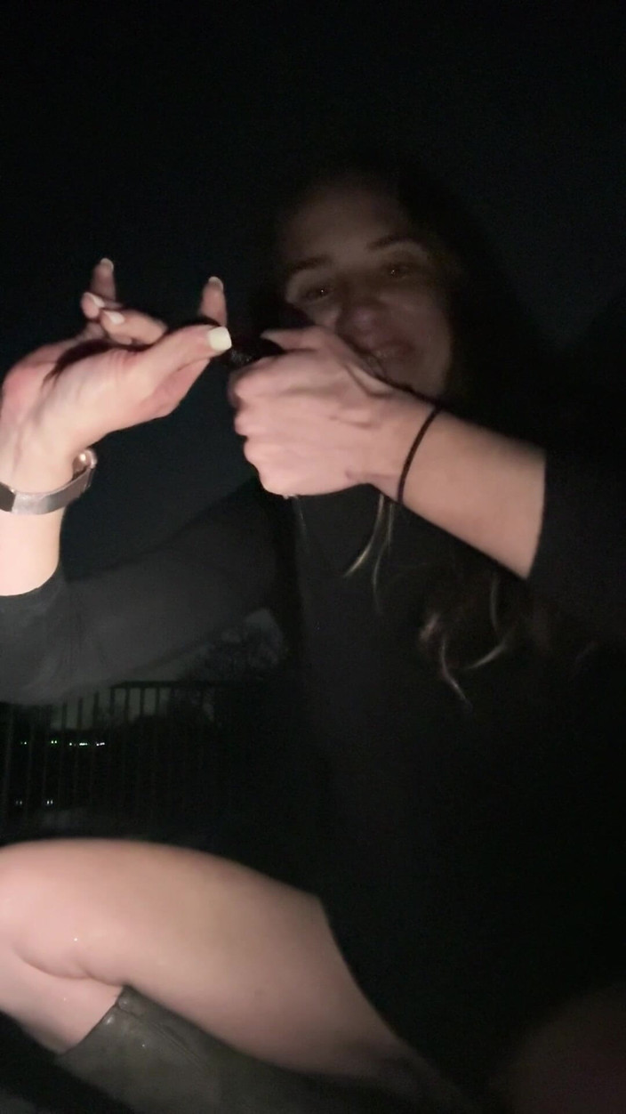 Jackrackemxxx: Нічний похід, неохайний мінет і анальний трах з гарячою дружиною