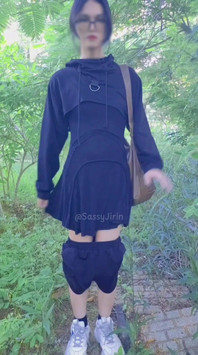 Butt Toy Flash in Parl