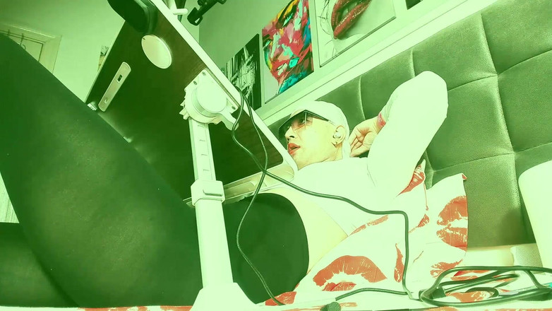 lvxbljs: Sekreterare säger att jag är så kåt