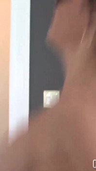 PORNSTARPLATINUM. La milf tettona claudia valentine cavalca un grosso cazzo