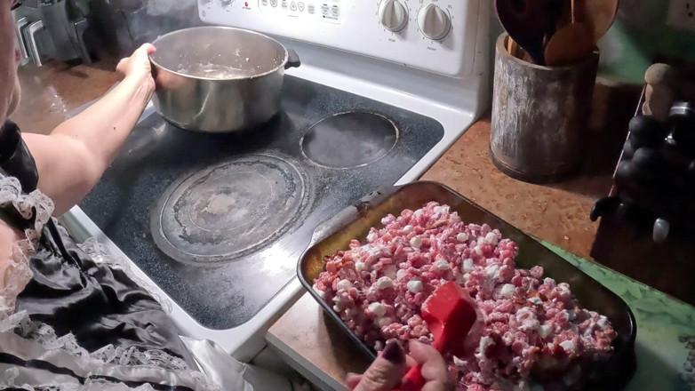 Homesteadmama: 할로윈 간식을 요리하는 셰릴