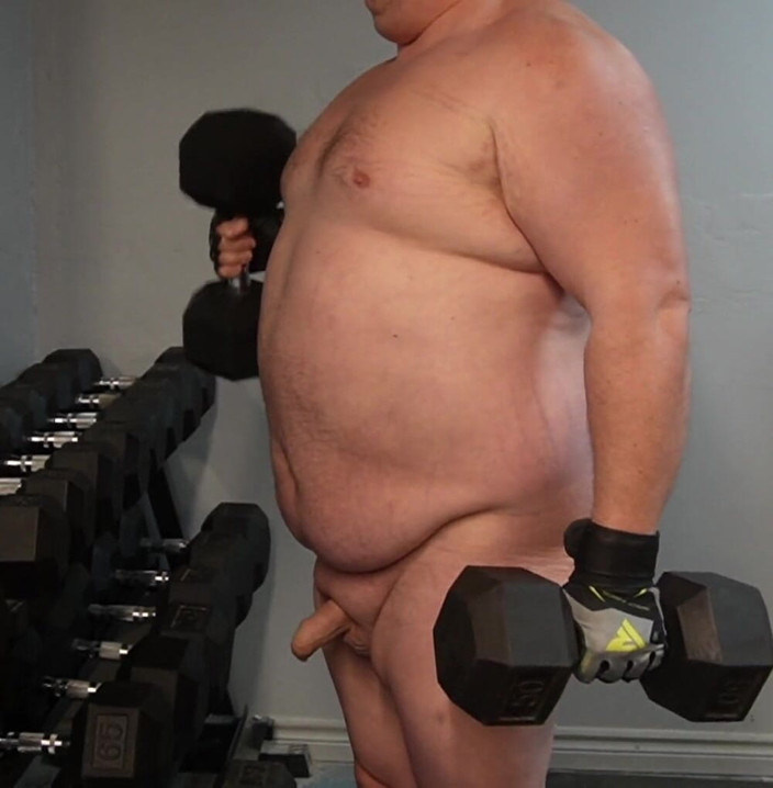 Beefy Brian: Muskel chub björn tränar