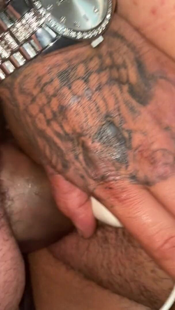 MzKiTTy91: Pawg büyük yarakla genişletiliyor