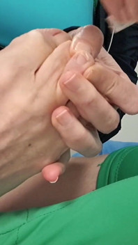 Péče o malé nohy a nehty Jóga s překříženými nohami