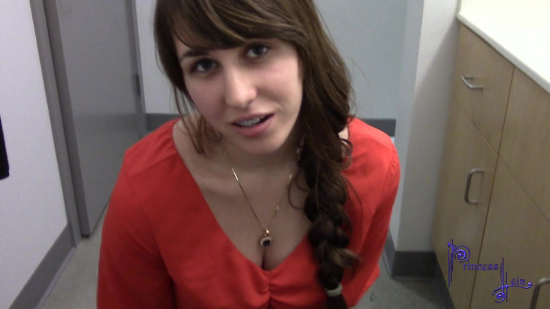Princess Leia: Virgin Stepdaughter Fertilized