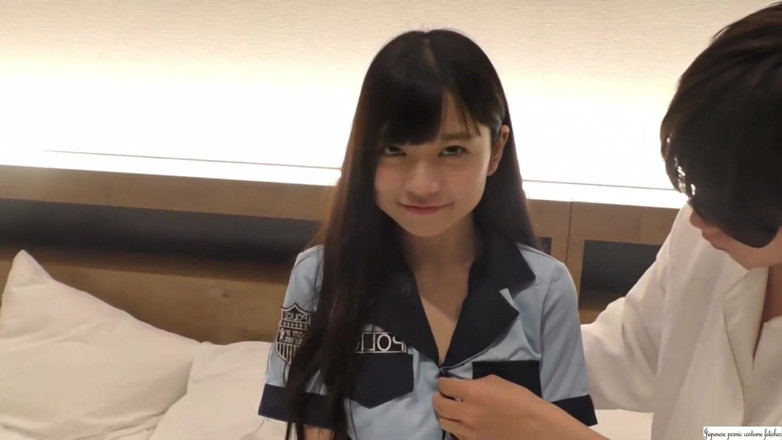 Asian happy ending: Capturados uma bela policial