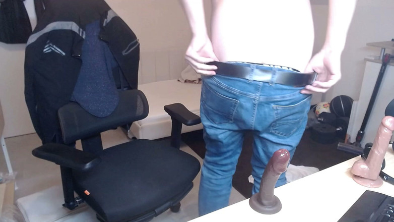 Kinkymah: O fundo masculino de submissão final usado como uma garganta...