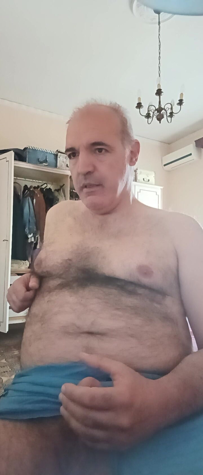 Setesesso7: Sborro Guardando Il Corpo Mulatto Di Francesca!