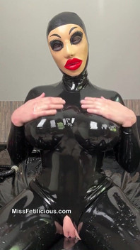 Sesi Peluh Mega