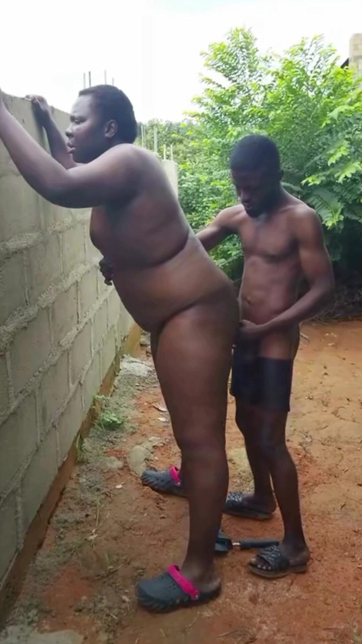 Sexylary: Pieprzyć tłuste dno na zewnątrz.