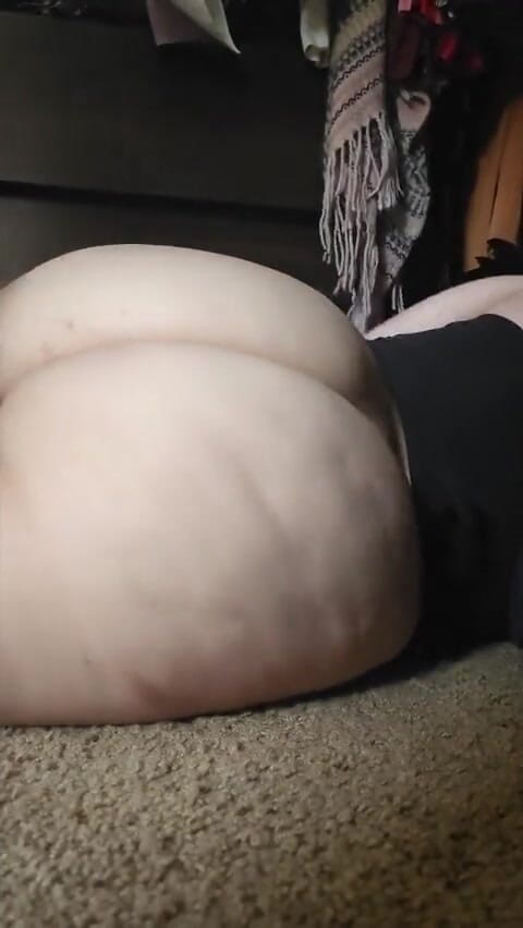 The Booty: 보지에 자지를 깨워주는 육덕 거유 라틴계 여자