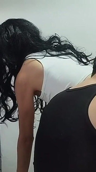 Vagine goale care oferă adăpost penisului flămând