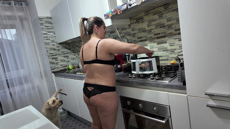 Alex e Bianca: Echtes zuhause. Keine Kontrolle. Amateur-paar fickt im badezimmer