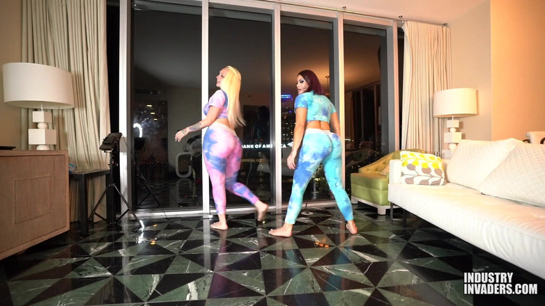Pawg Queen: Pawg Baddies chia sẻ cu