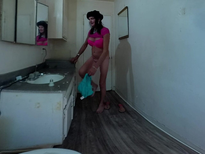 Lizzy Yum VR: Lizzy Yum VR 2025 Edging 40