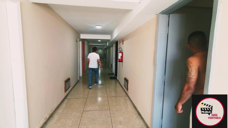 Raquel Cardoso Da Rosa: 그녀는 남친과 나를 속이고, 나는 그에게 그것을 주었고, 바람난 놈은 지켜보았다.