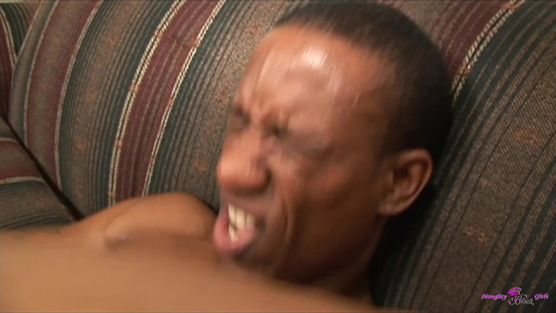 Naughty Black Girls: 큰 후장 욕망 그녀의 짝짓기 BBC 흑인 파트너 와 Exper 레벨 오럴 입 작업.