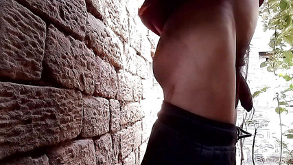 Gangbang straight: Nahý chlapec a jeho krásný chlupatý pták - 5