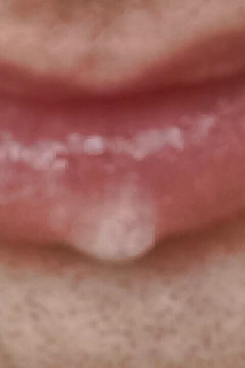 Gangbang straight: Kondom sperma dalam mulut saya