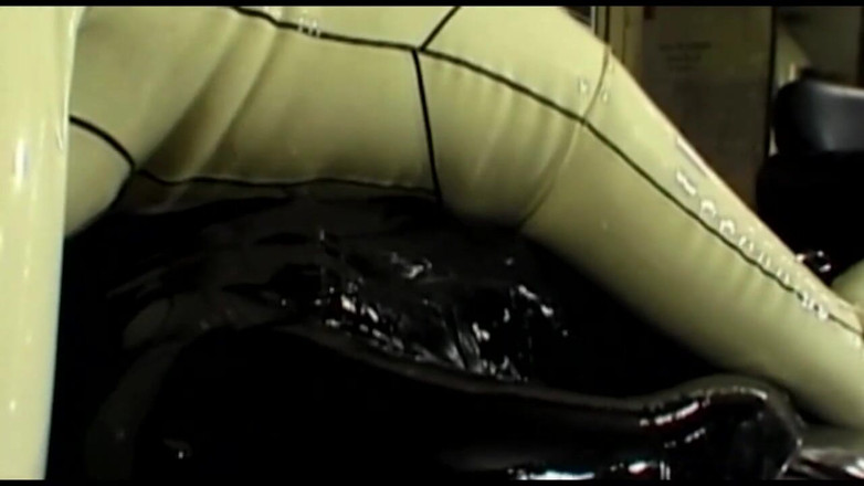 Absolute BDSM films - The original: Orgasme bdsm - scène #01