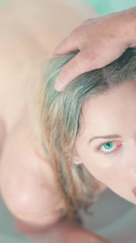 Reiben sie die Wanne mit Charlie Forde, Jayce Hardy