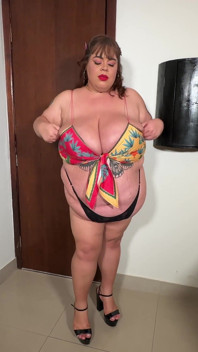 Angel BBW Big Belly Babe rucha swoją grubą cipkę