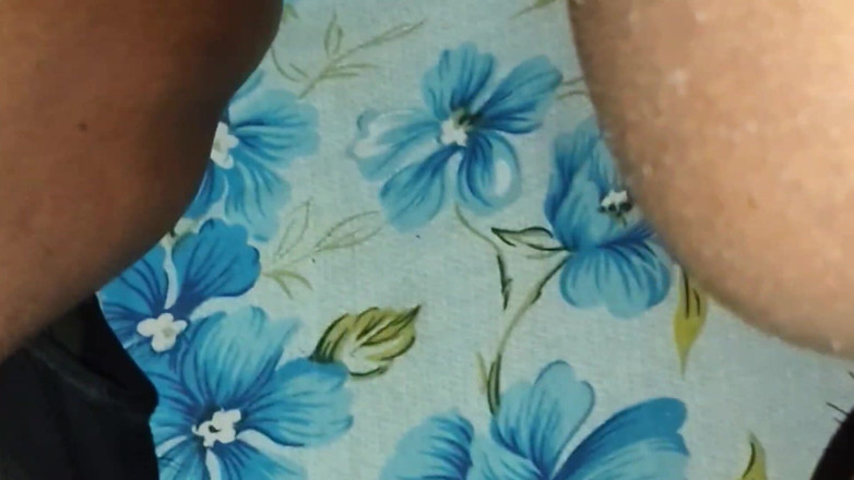 Mona sexy: भाभी वह मेरे ऊपर चढ़ गया और मुझे जोर से चोदा