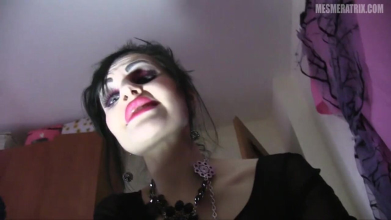 Lady Mesmeratrix Official: Karbonatlı ve cezalandırılmış