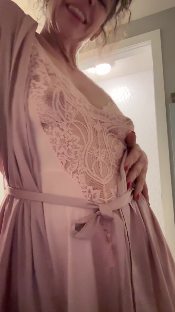 YourFavoriteMommy: Compilation of Phone Vids