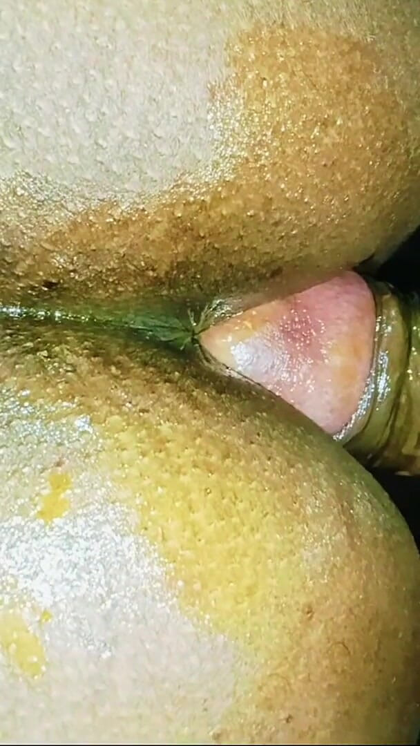 Sexy_girl_nehu: A bunda da meia-irmã grande fodida, depois de levar o...