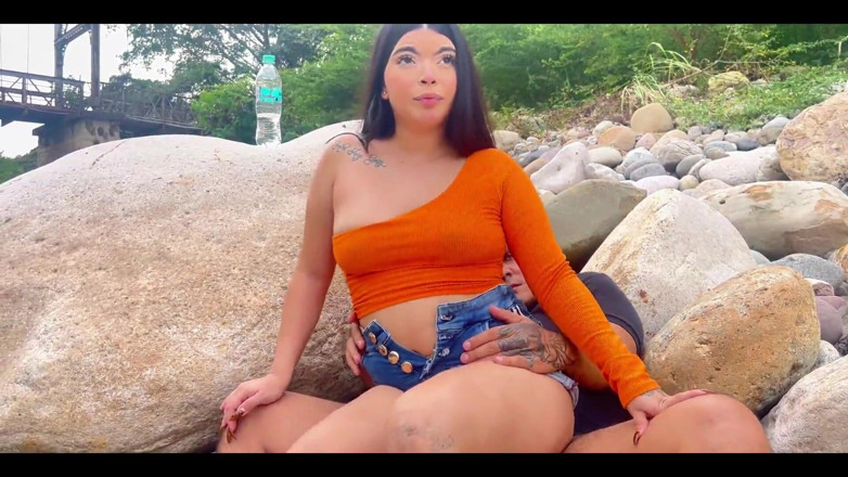 Camilo mendoza: Videoclip viral arată o tânără studentă columbiană care face sex...
