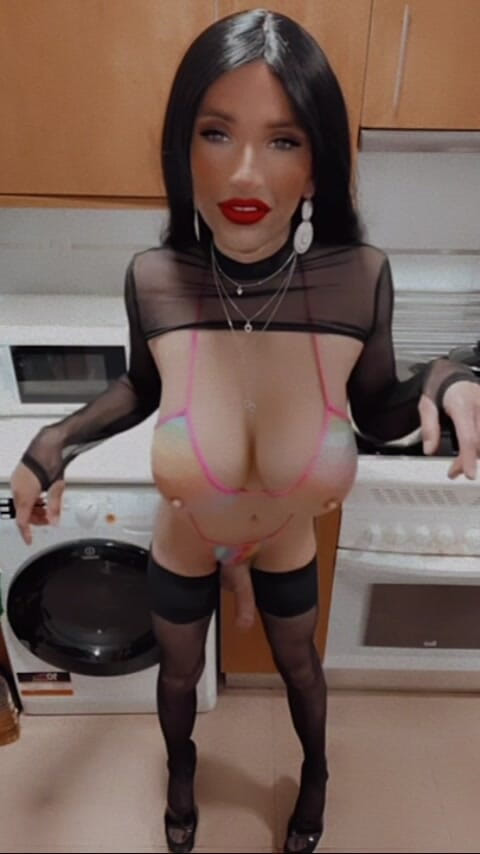 Sissy Slut Brianna: कठोर वास्तविकता। आप इसे देखते हैं और उन सभी अन्य तस्वीरों के बारे में भूल जाते हैं जो आपने देखी हैं। यह आकर्षण नहीं है, यह कंडीशनिंग है