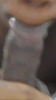Also! Mein neuer stiefbruder, großer schwarzer schwanz passt nicht in meine freche kehle, mein mund tut weh und lutscht ihn schlampig tief - mastermeat1