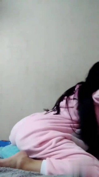 Naughtyteen8276: Cosplay sexy de conejita