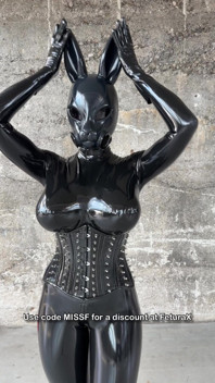 Heavy Rubber Bunny Girl