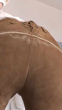 Bavarian lederhosen: hãy là người ngửi đít và xuất tinh của tôi, lady victoria valente