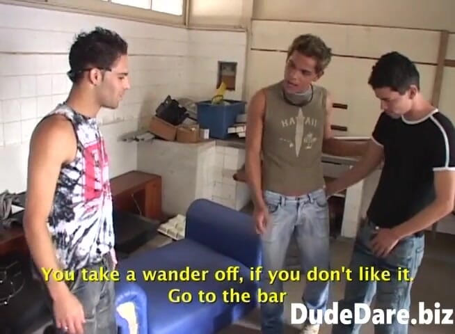 DudeDare: Whoring dude banged in the ass on a sofa