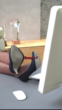 도덕의 경계 18 Emma는 카일이 누드인 동안 옆에 앉게 했습니다.