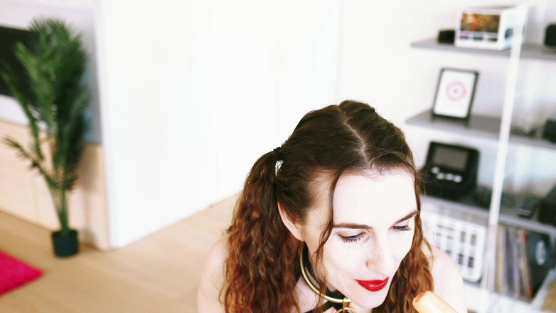 Piper Blush: Asmr đủ nóng bỏng để làm tan chảy một cây popsicle