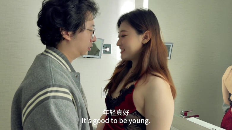 Chloe Lin: Arkadaşımın eşi, arkadaşım evde yokken beni aldattı