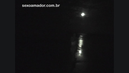 Amateurs videos: Vídeo amador em primeiro plano mostra morena espetacular seminua na...