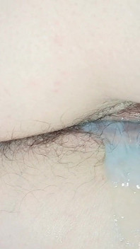 A mia moglie piace un sacco di crema sulla sua figa