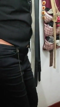 Kelab MILF Bersedia Untuk Membuat E- Gaunnya