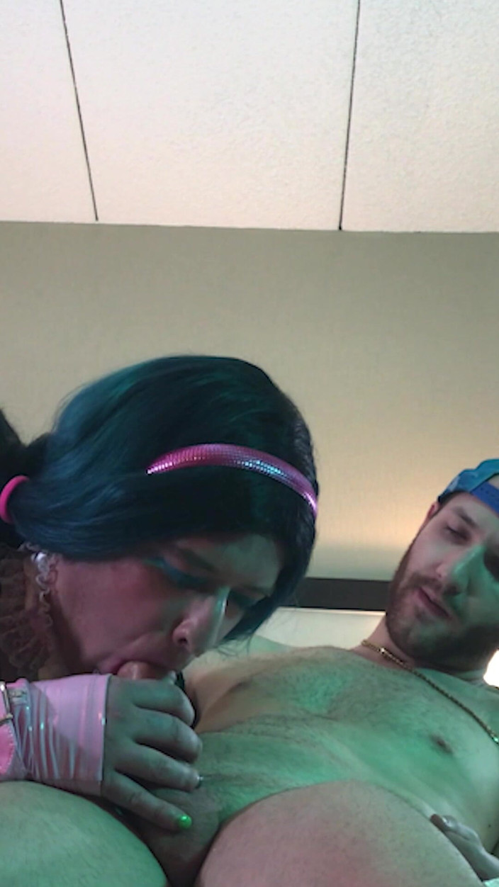 Jake Grand the man: Hete transvrouw in kuisheid geneukt en zuigend - compilatie 13