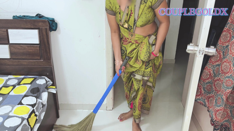 Sexy Komal: Komal si è divertito con le lesbiche