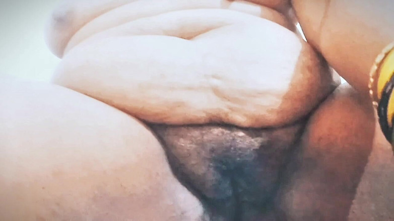 Pleasure couples ramp: Indiana mostra seu corpo para o namorado fodendo a buceta